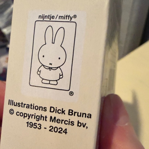 NIB HEMA Miffy AirPods Case for AirPods 3 - Picture 8 of 8